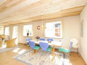 3 bedrooms, cots/infant beds - Fantastic Holiday Home in Blåvand With Sauna (Blavand)