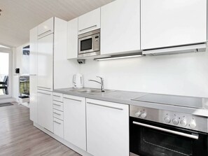 Fridge, microwave, dishwasher, coffee/tea maker