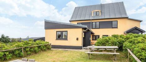 Apartment | Exterior