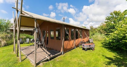 Unique, Comfortable Tent Houses on a Small Holiday Park a 5 Minute Walk From the sea