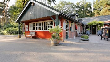 Chalet | Exterior