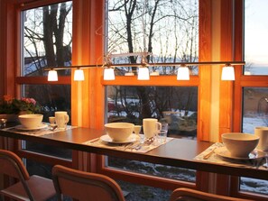 Dining - Holiday Home in tau (Strand)
