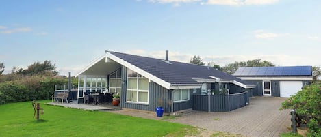 House | Exterior