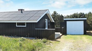 Exterior - Superb Holiday Home in Vejers Strand With Sauna (Vejers Strand)