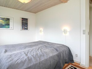 House | 2 bedrooms, cribs/infant beds - Scenic Holiday Home in Svendborg near Coast (Svendborg)