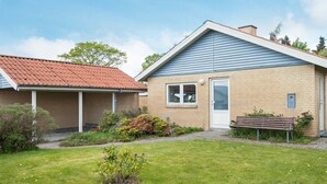 Exterior - Stunning Holiday Home in Egå With Carport (Aarhus)