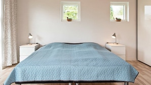 3 bedrooms, cots/infant beds - Stunning Holiday Home in Egå With Carport (Aarhus)