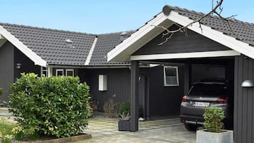 House | Exterior