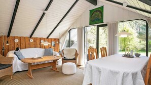 Dining - 7 Person Holiday Home in Saeby (Sæby)