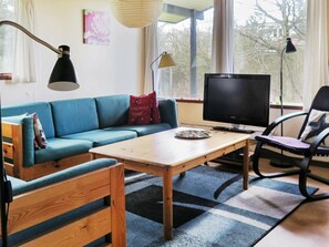 2 bedrooms, individually furnished