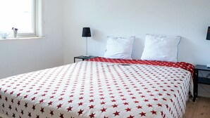 2 bedrooms, individually furnished - Holiday Home in Hunnebostrand (Hunnebostrand)
