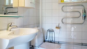 Shower - Holiday Home in Hunnebostrand (Hunnebostrand)