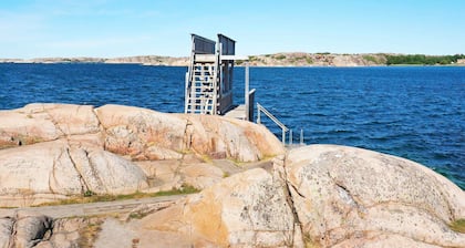 4 Person Holiday Home in Hamburgsund