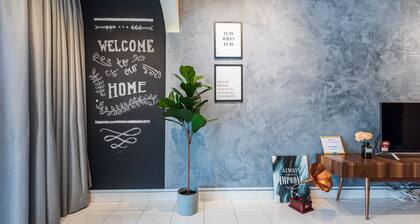 City Centre Designer Houz/5 mins to Sunway Velocity mall/ Wifi/9-10pax