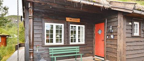 House | Exterior detail