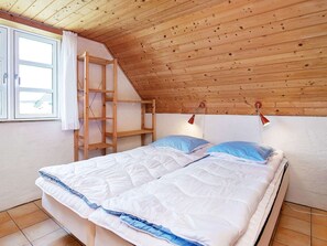 3 bedrooms, individually furnished, cribs/infant beds