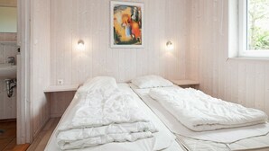 2 bedrooms, cots/infant beds - Holiday Home in Grömmitz (Groemitz)