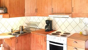 House | Private kitchen - 4 Person Holiday Home in Granna (Gränna)