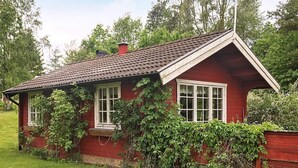 House | Exterior - 4 Person Holiday Home in Granna (Gränna)