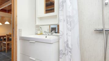 House | Bathroom