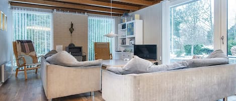 House | Living area