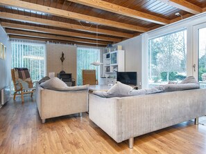 บ้านพัก | บริเวณนั่งเล่น