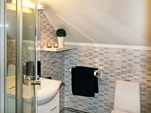 House | Bathroom | Shower