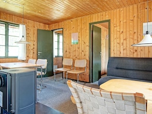 3 bedrooms, cots/infant beds, individually furnished - Modern Holiday Home in Nexø With Swimming Pool (Nexo)