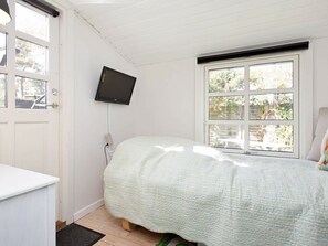2 Schlafzimmer, Babybetten