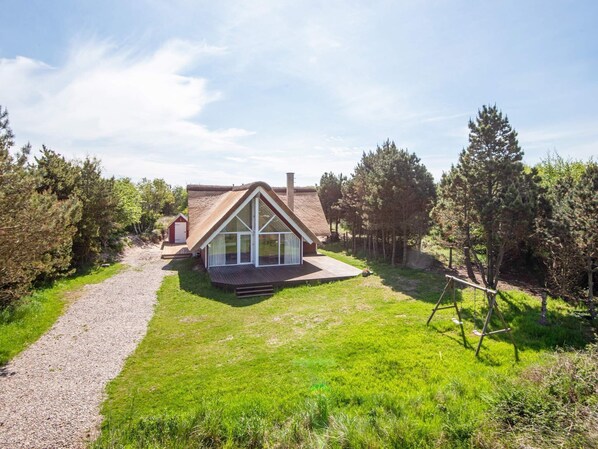 Property grounds - Urbane Holiday Home in Rømø With Sauna (Rømø)