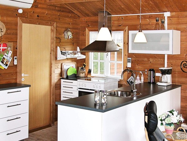 House | Interior - Classy Holiday Home in Ålbæk near Sea (Jerup)