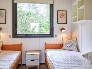 4 bedrooms