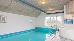 House | Pool | Indoor pool, outdoor pool - 10 Person Holiday Home in Ulfborg (Ulfborg)