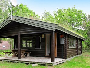 Exterior - Idyllic Holiday Home in Laeso Denmark Amidst Natural Beauty (Læsø)