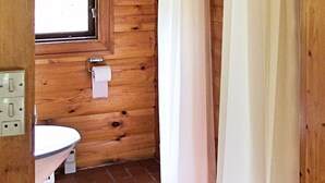 Bathroom - Idyllic Holiday Home in Laeso Denmark Amidst Natural Beauty (Læsø)