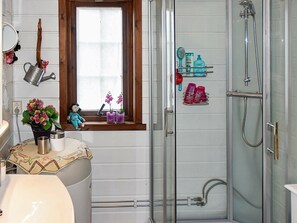House | Bathroom - 7 Person Holiday Home in Skjolden (Luster)