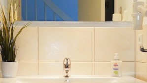 Bathroom - Holiday Home in Wendtorf (Wendtorf)