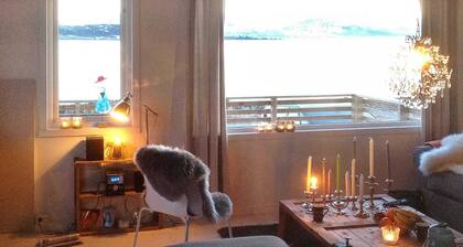 6 Person Holiday Home in Nord-lenangen