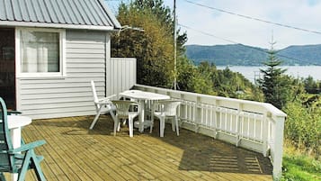 House | Lake view