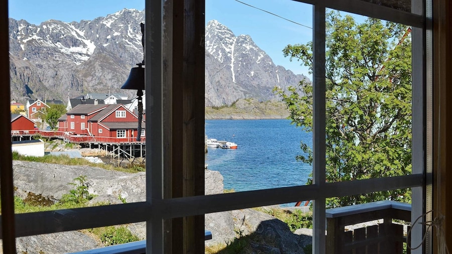 3 Person Holiday Home in Henningsvaer-by Traum
