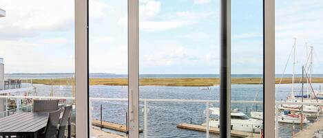 Apartment | Water view