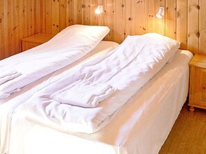 2 habitaciones y muebles diferentes 