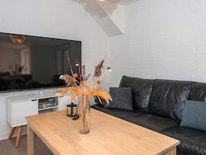 House | Living room | DVD player, MP3 dock - Tranquil Holiday Home in Ulfborg With Sauna (Ulfborg)
