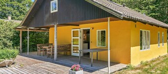 6 Person Holiday Home in Aakirkeby
