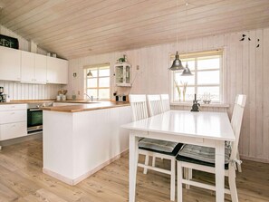 House | Interior - 4 Star Holiday Home in Blokhus (Blokhus)