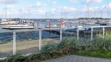 Apartment | Water view