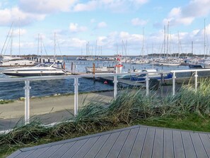 Apartment | Water view - Holiday Home in Wendtorf (Schönberg)