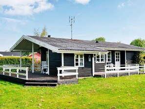 Exterior - Peaceful Holiday Home in Svendborg near Sea Coast (Svendborg)