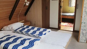 2 slaapkamers, babybedden
