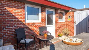 Unclassified image, 2 of 18, button - Beautiful Holiday Home in Henne Near Sea (Henne)